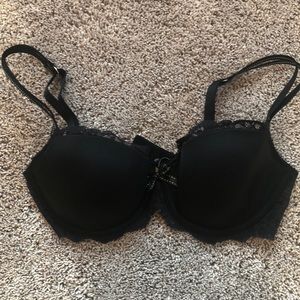 Chantelle 34D black bra